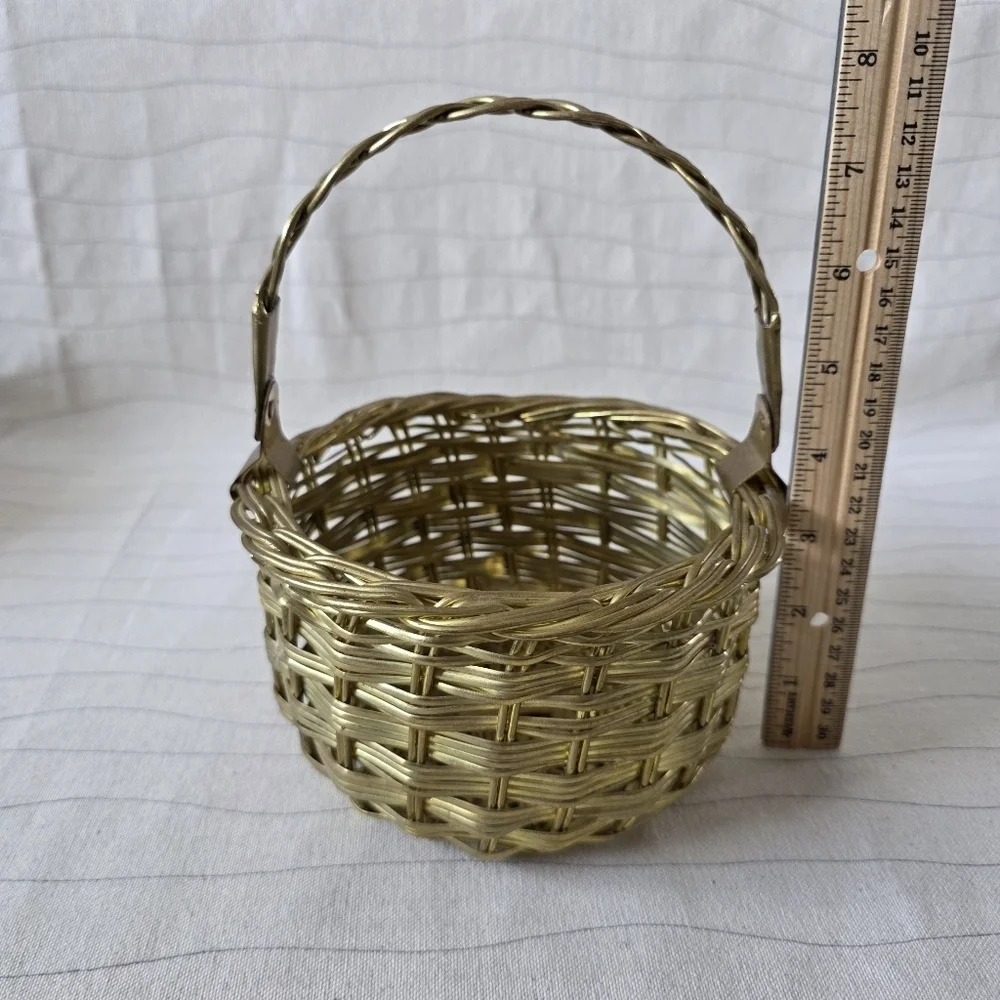 Vintage Brass Woven Metal Basket Decor Metal Moveable Handle 7.5x6.5x6.5